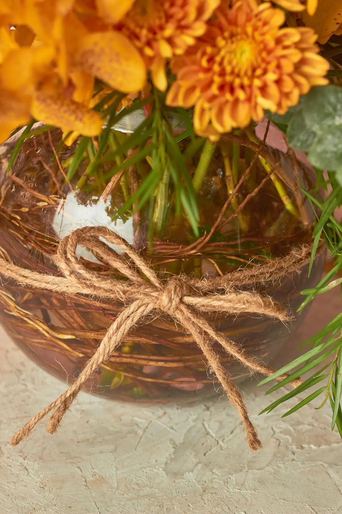 Golden Glam Hamper 4 Golden Glam Hamper - Image 4
